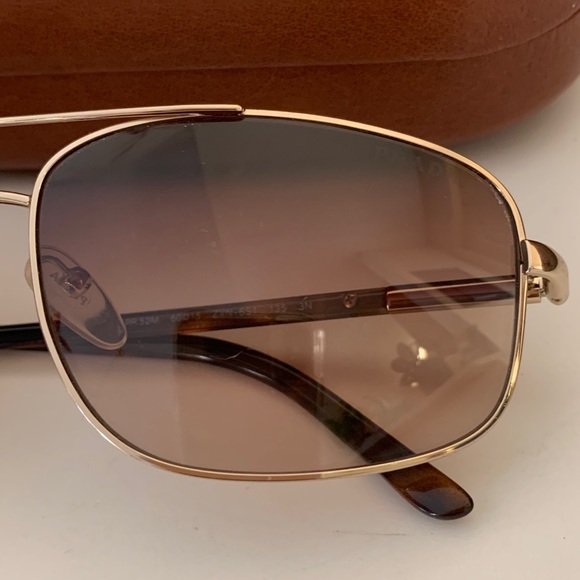 ??Prada sunglasses ??